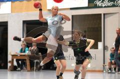 Damen Handball - HG Ingolstadt - MTV Pfaffenhofen - Melanie Pöschmann im Angriff