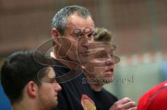 Handball Herren BOL - MTV Ingolstadt - TSV Indersdorf - Trainer Peter Mesiarik gibt Anweisungen