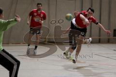 Handball MTV Ingolstadt-SSG Metten  Mesiarik Patar beim Wurf  Foto: Juergen Meyer