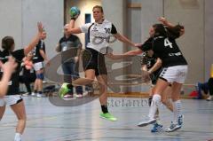 Handball Damen - HG Ingolstadt - HSG Würm-Mitte - (10) Melanie Pöschmann im Angriff verteilt den Ball