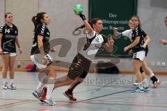 Handball Damen - HG Ingolstadt - HSG Würm-Mitte - mitte (4) Franziska Benick schnappt sich den Ball und wirft zum Tor