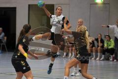 Handball Damen - HG Ingolstadt - TSV Ismaning II - Stephanie Jung ab durch die Mitte