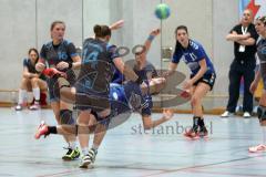 Handball Damen Landesliga Bayern - HG Ingolstadt - ESV Neuaubing - 10 Mel Pöschmann wird beim Werfen gebremst