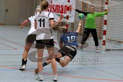 Handball Damen - HG Ingolstadt/Frauen - TSV Schleißheim - Melanie Pöschmann #10 HG Ingolstadt - Theresa Bauer Torfrau Schleißheim - Foto: Jürgen Meyer