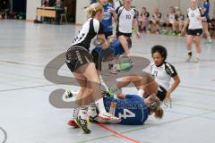 Handball Damen - Landesliga Nord - HG Ingolstadt - HC Sulzbach Rosenberg - Simone Jens #4 blau Ingolstadt - Lisa Marie Söder blau am Ball - Foto: Jürgen Meyer