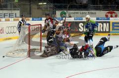 Inline Hockey WM 2012 Deutschland - Slowenien - Michael Wolf wird gefoult - Foto: Jürgen Meyer