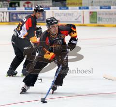 Inline Hockey-WM in Ingolstadt - Eröffnungsspiel - Deutschland gegen Slowenien 7:5 - Thomas Greilinger im Angriff