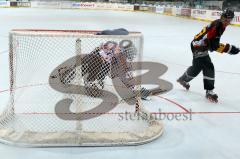 Inline Hockey WM Tschechien - Deutschland - Michael Wolf verwandelt Penalty zum Siegtreffer - Foto: Jürgen Meyer