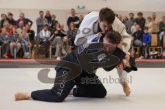 Judo - 2. Bundesliga - Männer - Saison 2024/25 - Judo - ESV Ingolstadt - Rüsselsheim-  - Christopher Sommer schwarz ESV - Daniel Goral weiss Rüsselsheim - Foto: Meyer Jürgen