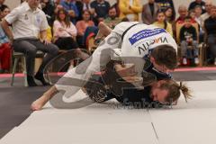 Judo - 2. Bundesliga - Männer - Saison 2024/25 - Judo - ESV Ingolstadt - Rüsselsheim-  - Mathias Werner schwarz ESV - Nils Faßmann weiss Rüsselsheim - Foto: Meyer Jürgen