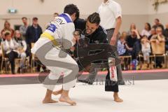 Judo - 2. Bundesliga - Männer - Saison 2024/25 - Judo - ESV Ingolstadt - Rüsselsheim-  - Jose Ryan da Silva Bruno schwarz ESV  - Miriam Abbaszade weiss Rüsselsheim - Foto: Meyer Jürgen