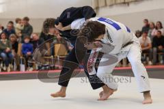 Judo - 2. Bundesliga - Männer - Saison 2024/25 - Judo - ESV Ingolstadt - Rüsselsheim-  - Jonas Holtman schwarz ESV - Nikita Hrek weiss Rüsselsheim - Foto: Meyer Jürgen