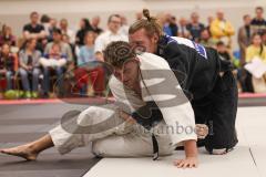 Judo - 2. Bundesliga - Männer - Saison 2024/25 - Judo - ESV Ingolstadt - Rüsselsheim-  - Mathias Werner schwarz ESV - Nils Faßmann weiss Rüsselsheim - Foto: Meyer Jürgen