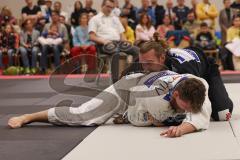 Judo - 2. Bundesliga - Männer - Saison 2024/25 - Judo - ESV Ingolstadt - Rüsselsheim-  - Mathias Werner schwarz ESV - Nils Faßmann weiss Rüsselsheim - Foto: Meyer Jürgen