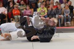 Judo - 2. Bundesliga - Männer - Saison 2024/25 - Judo - ESV Ingolstadt - Rüsselsheim-  - David Kuttalek schwarz ESV  - Luca Grund weiss Rüsselsheim - Foto: Meyer Jürgen