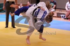 Judo Damen DJK Ingolstadt - PTSV Hof - Barnsteiner Franziska (weiß DJK Ing) -  Foto: Jürgen Meyer