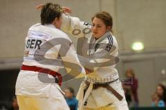 Judo Damen - Bayernliga - DJK Ingolstadt - SV Hirten - rechts Mirjam Gmeiner (DJK) gegen Monika Schneeberger