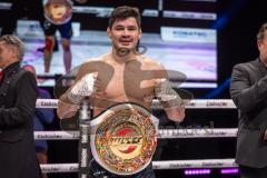 Gladiator Fightnight 2025 -  Festsaal Stadttheater Ingolstadt; WKU Weltmeisterschaft bis 81 kg: Joilton Lutterbach vs. Renato Ferrara. Sieger Lutterbach durch Abbruch