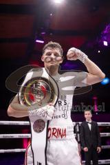 Gladiator Fightnight 2025 -  Festsaal Stadttheater Ingolstadt; WKU Profi-Europameistertitel bis 72,5 kg! Im Rampenlicht: Albijon Morina vs. Mateusz Janik. Sieger nach Punkten Albijon Morina