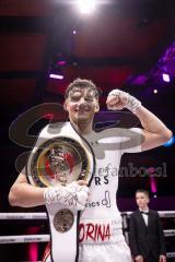 Gladiator Fightnight 2025 -  Festsaal Stadttheater Ingolstadt; WKU Profi-Europameistertitel bis 72,5 kg! Im Rampenlicht: Albijon Morina vs. Mateusz Janik. Sieger nach Punkten Albijon Morina