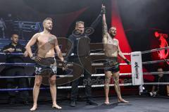 NIGHT 4 FIGHT, Stadttheater Ingolstadt, Kickboxen, K1, Europameisterschaft - Vincent Ludwig (Ingolstadt rote Handschuhe) gegen Wassili Gebel (Megesheim), Ludwig Sieger nach Punkten