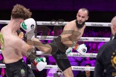 Gladiator Fight Night 6; Festsaal Ingolstadt; Deutsche Meisterschaft Mittelgewicht K1 WKU; Albijon Morina gegen Amin Farmi (mit Bart). Morina gewinnt nach Punkten