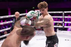 Gladiator Fight Night 6; Festsaal Ingolstadt; Deutsche Meisterschaft Mittelgewicht K1 WKU; Albijon Morina gegen Amin Farmi (mit Bart). Morina gewinnt nach Punkten