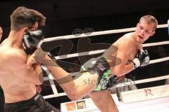 2. Gladiators Fight Night - Hauptkampf - Sieger nach Punkten Burhan Avdili (Schwarze Hose) aus Ingolstadt - Daniel Vogel (grüne Hose) aus der Schweiz