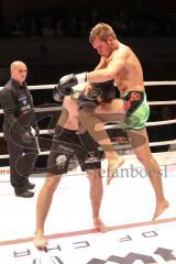 2. Gladiators Fight Night - Hauptkampf - Sieger nach Punkten Burhan Avdili (Schwarze Hose) aus Ingolstadt - Daniel Vogel (grüne Hose) aus der Schweiz