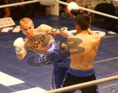 Kickboxen Weltmeisterschaft Titelverteidigung Johannes Wolf gegen Sunny The Hitman Hira im Stadttheater Ingolstadt