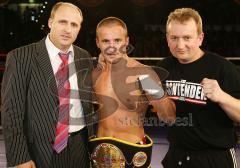 Kickbox WM am 1.3.08 Ingolstadt - Dardan Morina - mit Herbert Hainzinger und links ?