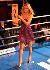 Kickboxen - WAKO - Weltemeisterschaft - Johannes Wolf - Daniel Martins Titelverteidiger - Nummerngirl
