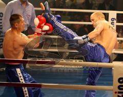 Kickboxen - Gala - Abschiedskampf Jens Lintow - EM Johannes Wolf - Jens Lintow kickt den Ungarn Siklodi Jozsef