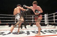 Gladiator Fightnight 3 - K1 Kickboxen - Deutsche Meisterschaft, Männer bis 67 kg, Chriss Vass (Ingolstadt, rote Hose) gegen Ali Nazari (Lauingen, weisse Hose), Sieger Vass nach Punkten 2:1