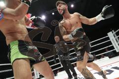 Gladiator Fightnight 3 - K1 Kickboxen - Deutsche Meisterschaft, Männer bis 70 kg, Egzon Gashi (Ingolstadt, schwarze Hose) gegen Murat Inan (Überlingen, schwarz-grüne Hose), Sieger Abbruch 3. Runde Murat Inan