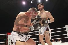 Gladiator Fightnight 3 - K1 Kickboxen - Weltmeisterschaft, Männer bis 83 kg, Avdili Burhan (Ingolstadt, weiß-orange Hose) gegen David Meduna (Tschechien, weiße Hose), Sieger KO 4. Runde Burhan Avdili