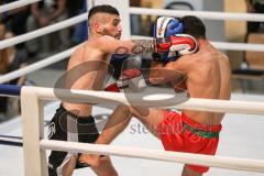 Kickboxen - K1 - Plaza Fights - Europameisterschaft K1 bis 59 KG, Jan Szajko (Ingolstadt schwarze Hose), Gegner Totts Tarik (Genua, rote Hose)