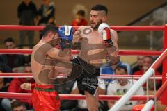 Kickboxen - K1 - Plaza Fights - Europameisterschaft K1 bis 59 KG, Jan Szajko (Ingolstadt schwarze Hose), Gegner Totts Tarik (Genua, rote Hose)