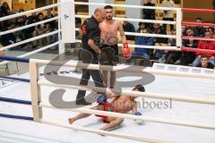 Kickboxen - K1 - Plaza Fights - Europameisterschaft K1 bis 59 KG, Jan Szajko (Ingolstadt schwarze Hose), Gegner Totts Tarik (Genua, rote Hose)