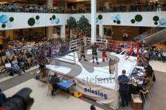 Kickboxen - K1 - Plaza Fights - VK International Deutsche Pro AM Damen bis 56 KG - Carolin Lasota (Ingolstadt, rote Hose) gegen Melissa Baldini (Genua, schwarze Hose)