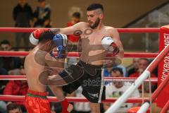 Kickboxen - K1 - Plaza Fights - Europameisterschaft K1 bis 59 KG, Jan Szajko (Ingolstadt schwarze Hose), Gegner Totts Tarik (Genua, rote Hose)