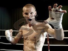 Kickboxen - Fotoshooting - Prinzinghalle - Europameister Johannes Wolf