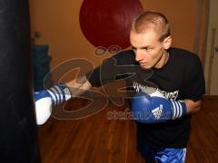 Kickboxen - Johannes Wolf im Training - Vorbereitung für den Weltmeisterschaftskampf 2010