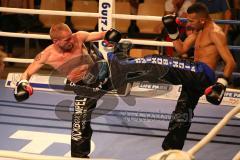 Kickbox Weltmeisterschaft - Titelverteidigiung - Johannes Wolf (GER) - Ilias El Hajoui (NL) - Sieger nach Punkten Johannes Wolf. Letzter Kampf Abschied - Hartes Gefecht