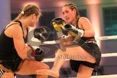 Kickboxen - Thaiboxen - Stekos Fight Night - Hauptkampf - WKU Weltmeisterschaft (10 x 2min.) Kickboxen - 57,5 kg - rechts Julia Irmen (GER) vs. Mellony Geugjes (NL)