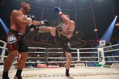 Stekos Fight Night 2018 - Kickboxen - Weltmeisterschaft - Thaiboxen, WKU Verband, bis 95 kg, Michael Smilok (GER) gegen Herausforderer Enver Sljiver (SUI), Sieger durch KO Michael Smolik, Michael Smolik rechts