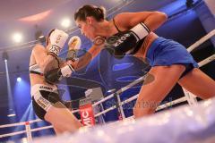 Stekos Fight Night - Postpalast - Kickboxen - Boxen - K1 - WKU WM Kickboxen, Marie Lang (GER) schwarze Hose gegen Lucia Krajcovic (SVK) blaue Hose, Siegerin Lang