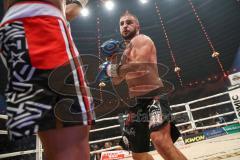 Stekos Fight Night 2018 - Kickboxen - Weltmeisterschaft - WKU Weltmeisterschaft Thaiboxen bis 76 kg, David Dardan Morina (GER) gegen Christian Guiderdone (ITA), Punktsieger Morina, Dardan Morina schwarze Hose