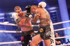 Stekos Fight Night - Postpalast - Kickboxen - Boxen - K1 - WKU Weltmeisterschaft Thaiboxen - Titelverteidiger Dardan David Morina (GER) weisse Handschuhe gegen Kamon Chetphaophan (THA), schwarze Handschuhe, Sieger Morina