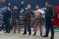 Steko´s Fight Club - Circus Krone - Kickboxen K1 - Weltmeisterschaft (bis 76 Kilo) - Dardan Morina (D) gegen Erkan Varol (Türkei), Sieger nach Punkten Dardan Morina links